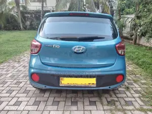Hyundai Grand I10 Car 2017 Car (Used)