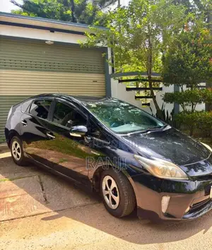Toyota Prius 2013 Car (Used)