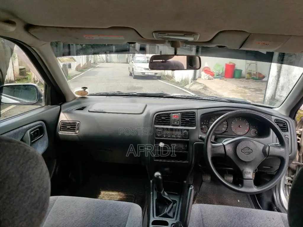 Nissan Primera 2002 Car (Used)