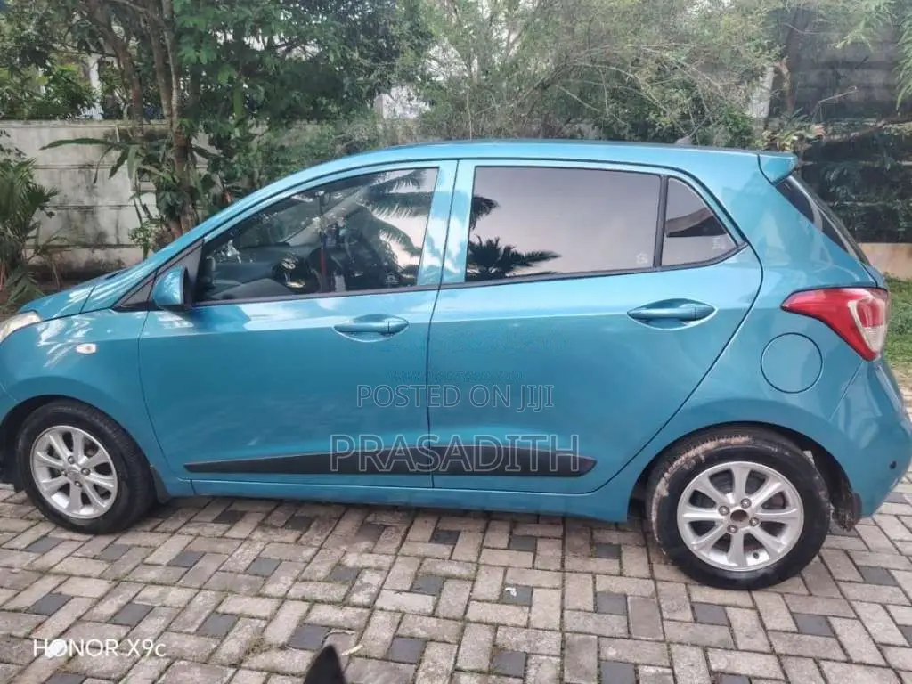 Hyundai Grand I10 Car 2017 Car (Used)