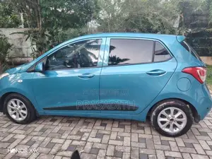 Hyundai Grand I10 Car 2017 Car (Used)