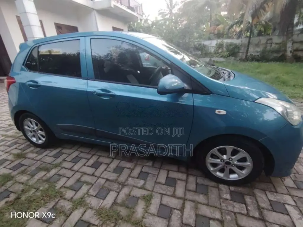 Hyundai Grand I10 Car 2017 Car (Used)