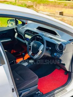 Toyota Aqua 2012 Car (Used)