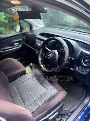 Toyota Vitz 2018 Car (Used)