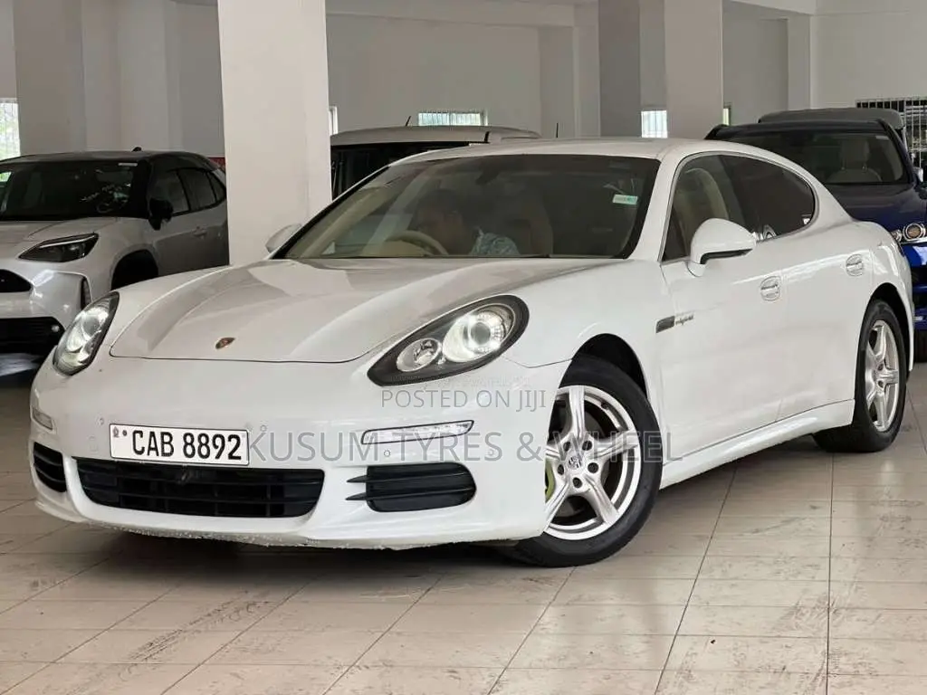 Porsche Panamera S 2013 Car (Used)