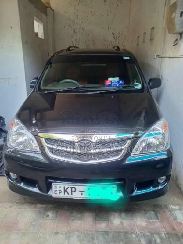 Toyota Avanza 2011 Car (Used)