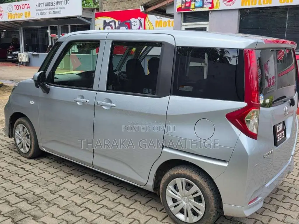 Toyota Roomy 2023 Car (Used)