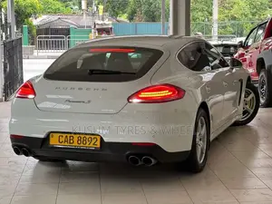Porsche Panamera S 2013 Car (Used)