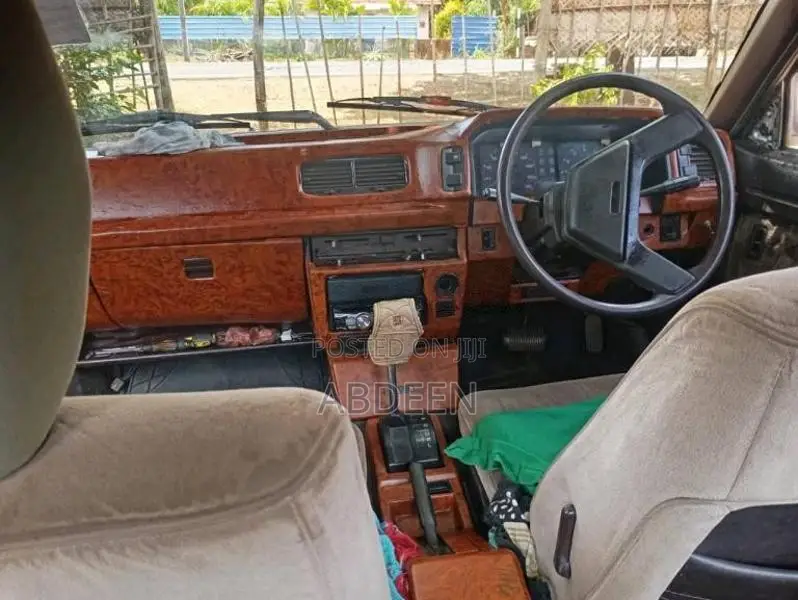 Toyota Corono AT150 1985 Car (Used)