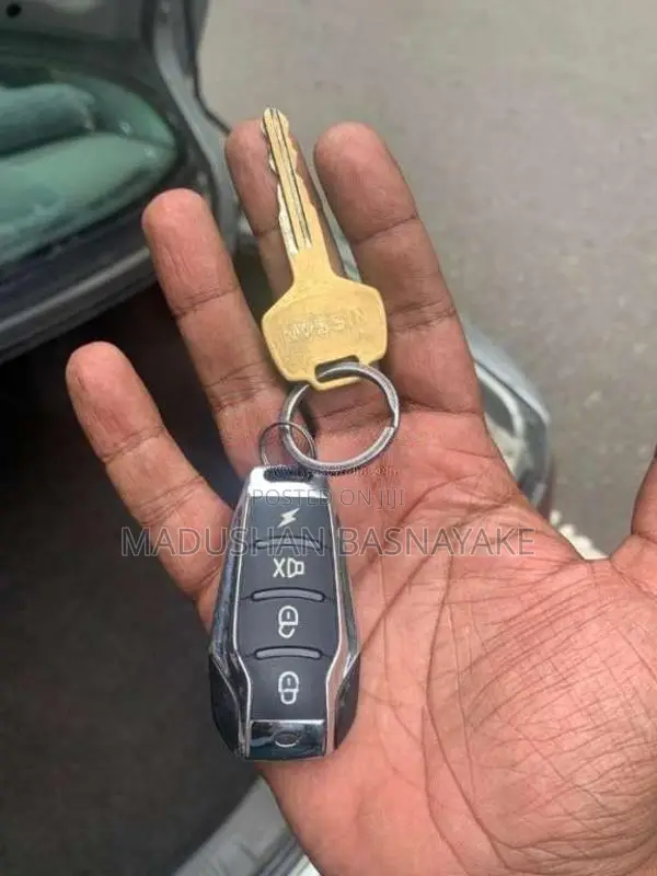 Nissan Presea 1997 Car (Used)