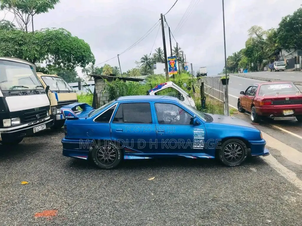 Daewoo Racer 1995 Car (Used)