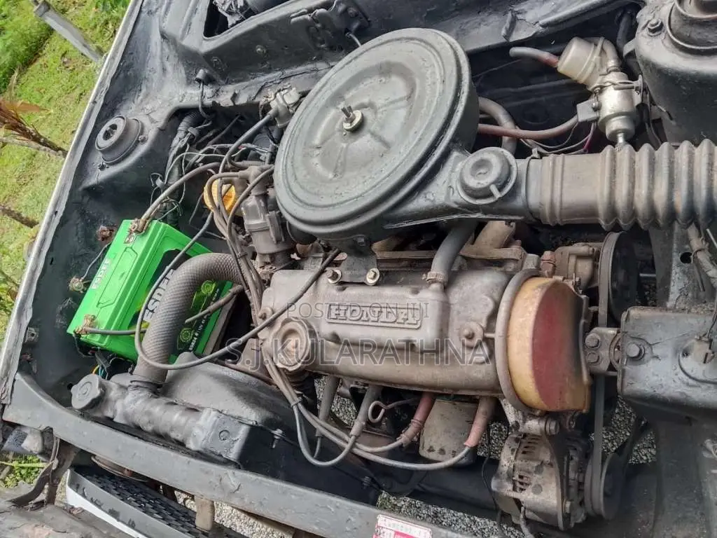 Honda Civic 1975 Car (Used)