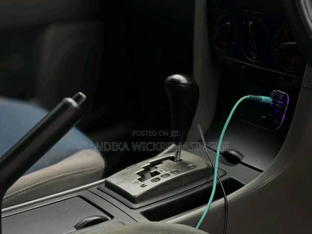 Mazda Axela 2004 Car (Used)