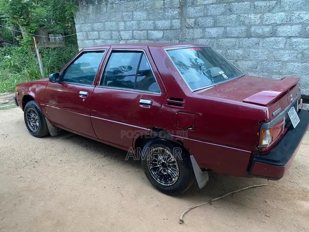 Mitsubishi C12 1990 Car (Used)