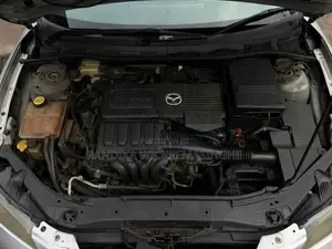 Mazda Axela 2004 Car (Used)