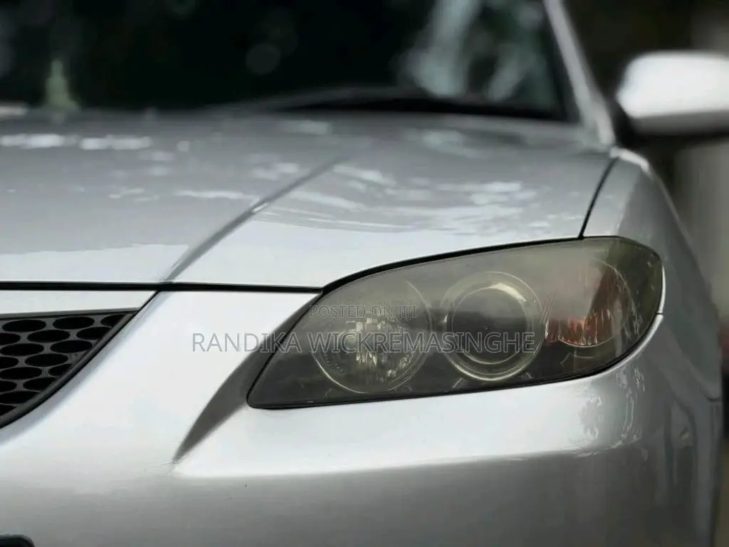Mazda Axela 2004 Car (Used)