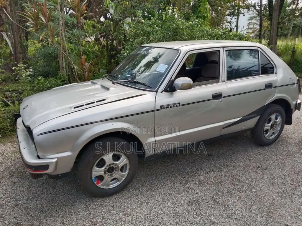 Honda Civic 1975 Car (Used)