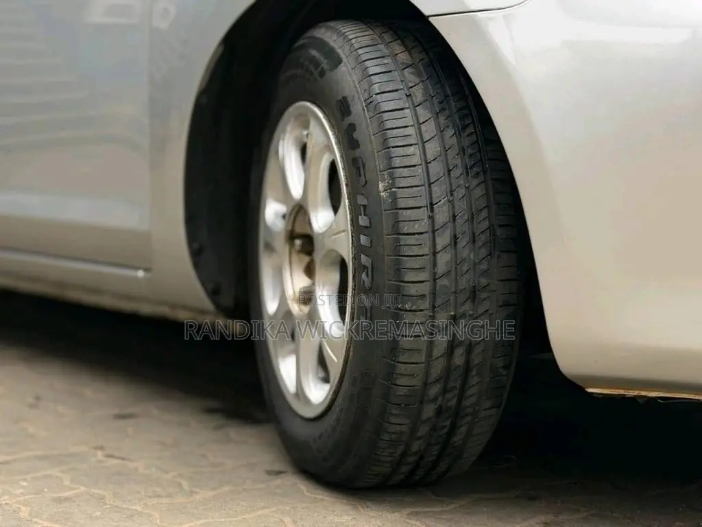 Mazda Axela 2004 Car (Used)