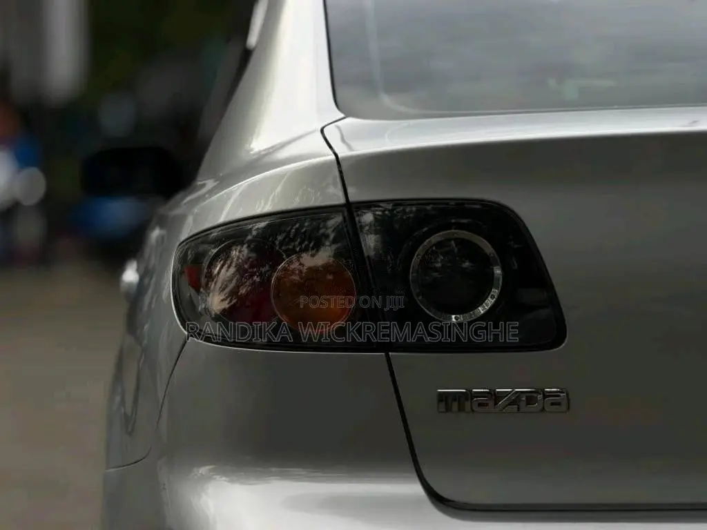 Mazda Axela 2004 Car (Used)