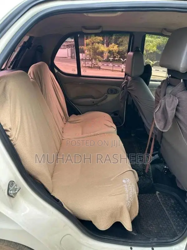 Tata Indica 2015 Car (Used)
