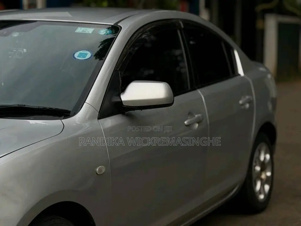 Mazda Axela 2004 Car (Used)