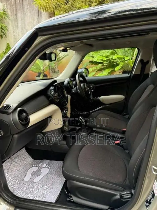 Mini Cooper 2018 Car (Used)