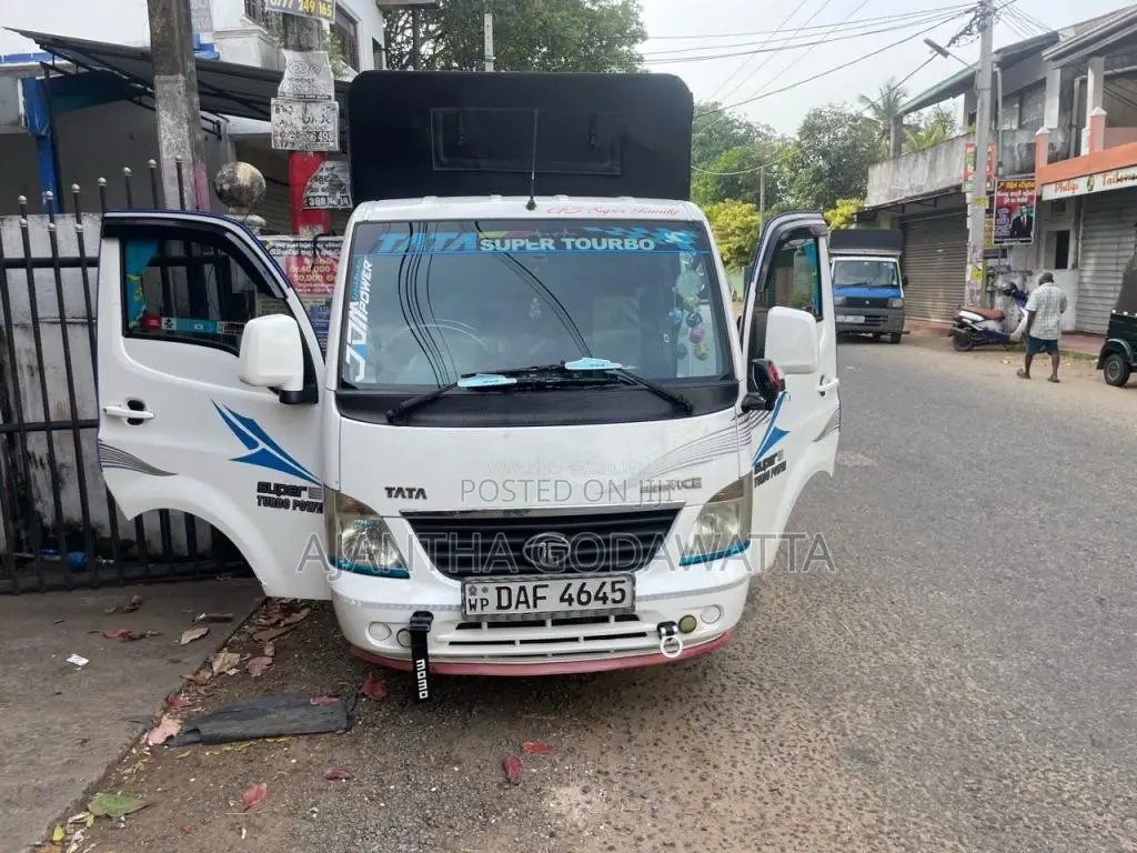 Tata Dimo Lokka 2017 Lorry (Used)