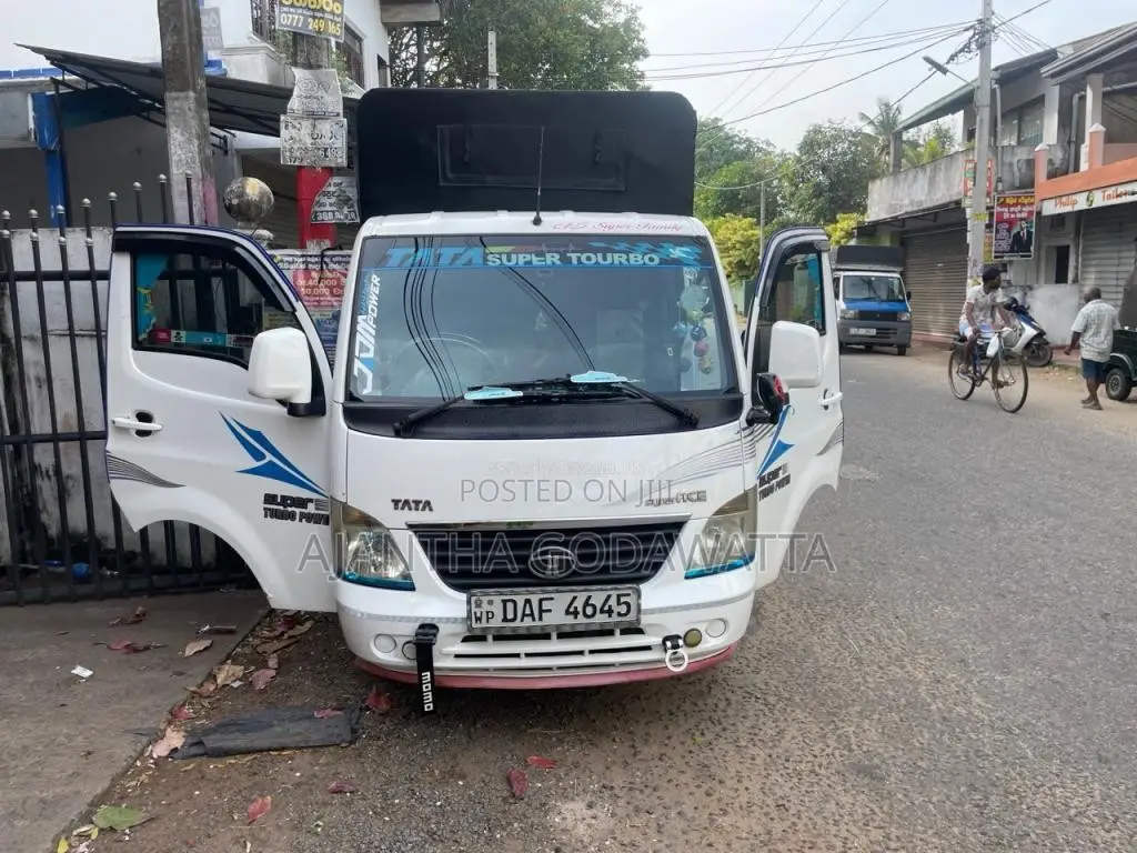 Tata Dimo Lokka 2017 Lorry (Used)