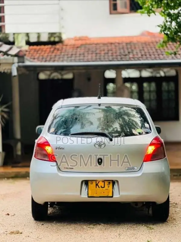 Toyota Vitz KSP90 2010 Car (Used)