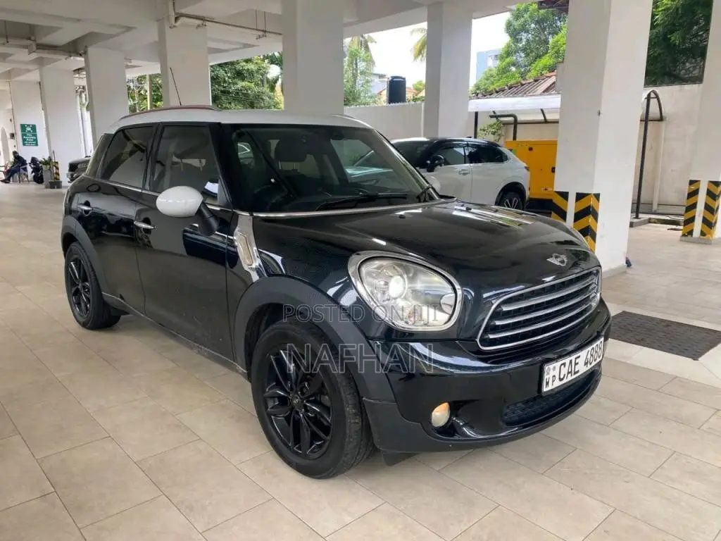 Mini Country 2015 Car (Used)