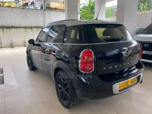 Mini Country 2015 Car (Used)