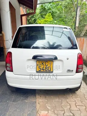 Daihatsu Mira 2002 Car (Used)