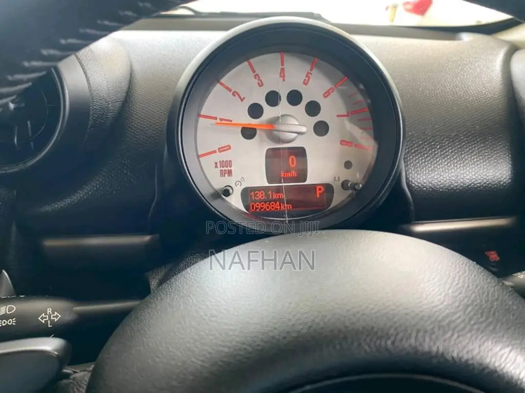 Mini Country 2015 Car (Used)