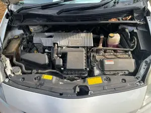 Toyota Prius 2013 Car (Used)