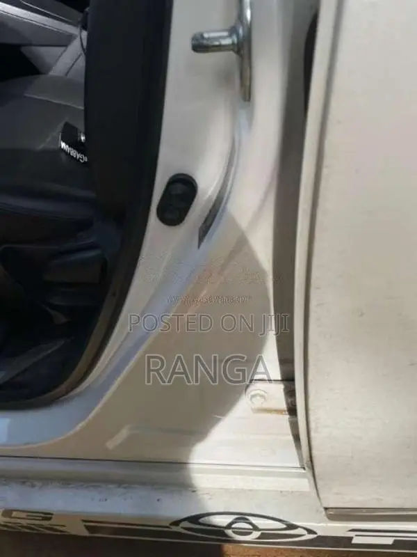 Toyota Prius 2013 Car (Used)
