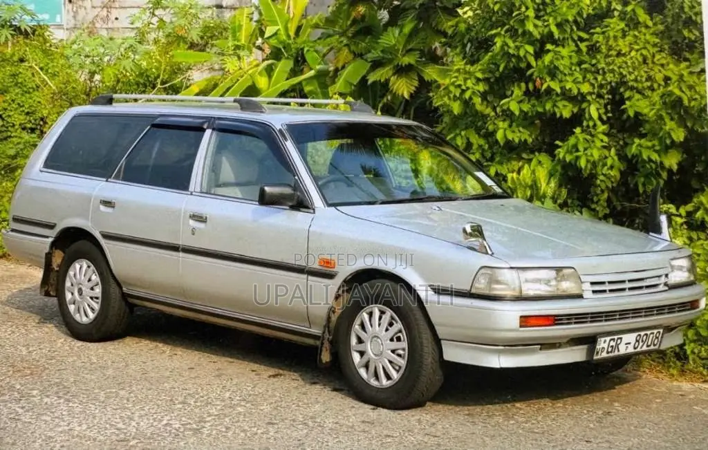 Toyota Camry 1990 Car (Used)