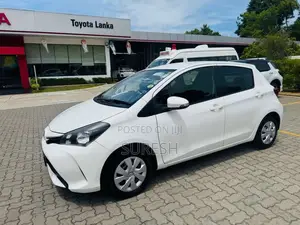 Toyota Vitz 2016 Car (Used)