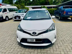 Toyota Vitz 2016 Car (Used)