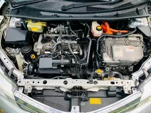 Toyota Axio 2013 Car (Used)