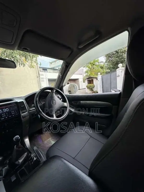 Toyota Prado 2005 SUV (Used)