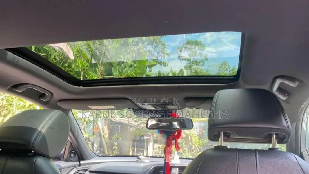 Honda Civic Tach Pack 2017 Car (Used)