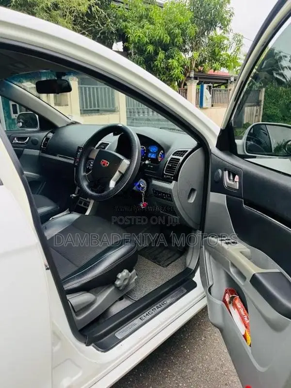 Micro Emgrand 7 2015 Car (Used)