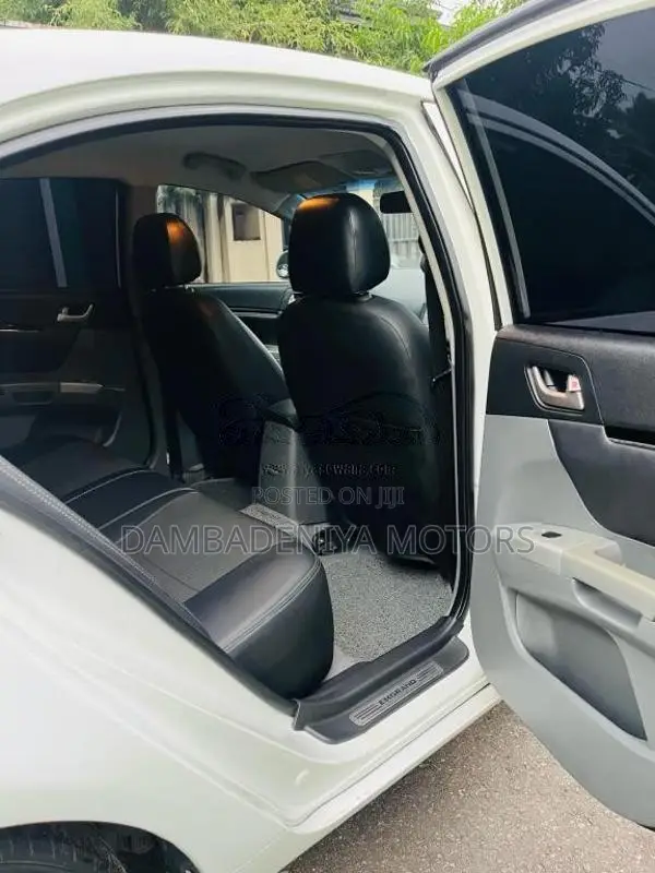 Micro Emgrand 7 2015 Car (Used)