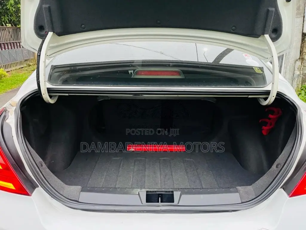 Micro Emgrand 7 2015 Car (Used)