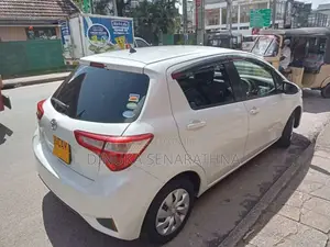 Toyota Vitz 2018 Car (Used)
