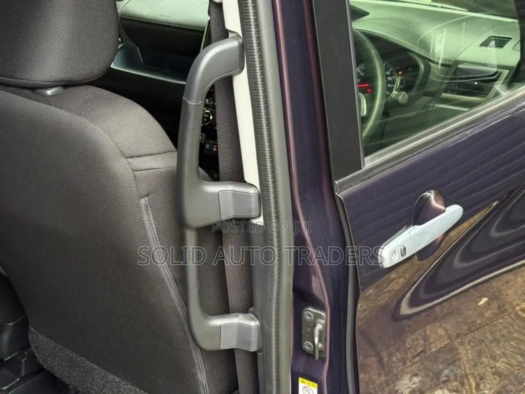 Toyota Roomy Custom G 2025 Car Brand New