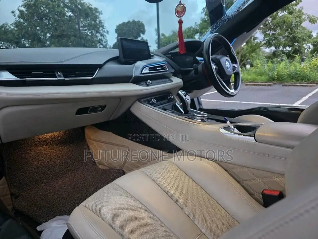 BMW I8 2019 Car (Used)