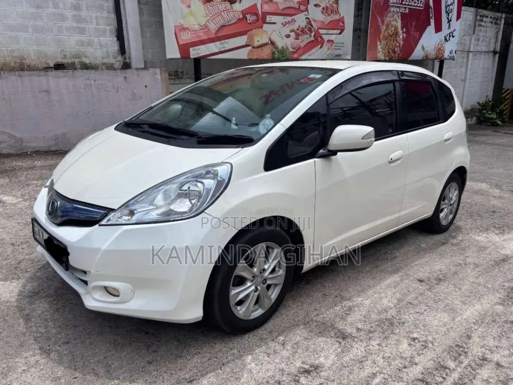 Honda Fit GP1 Navi Premium 2011 Car (Used)