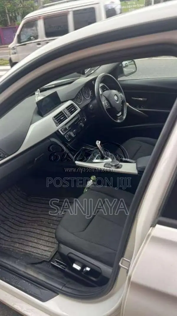 BMW 318i 2018 Car (Used)