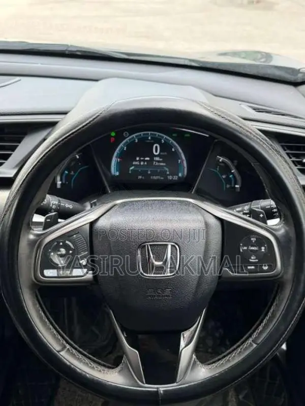 Honda Civic 2018 Car (Used)